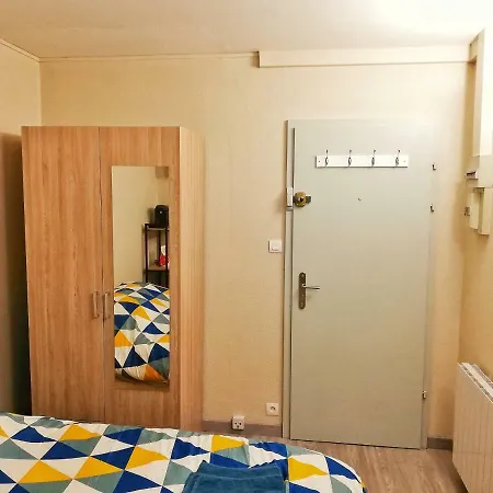 Apartment Sleep In - Parking - Centre *