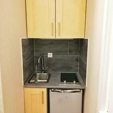 Sleep In - Parking - Centre *