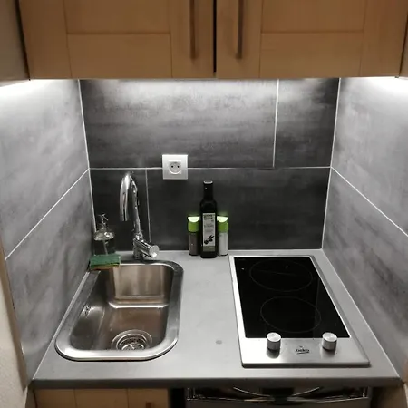 Sleep In - Parking - Centre Apartamento
