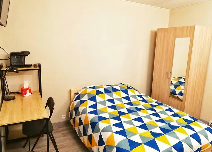 Sleep In - Parking - Centre *