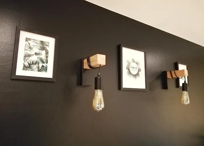 Sleep In - Parking - Centre *